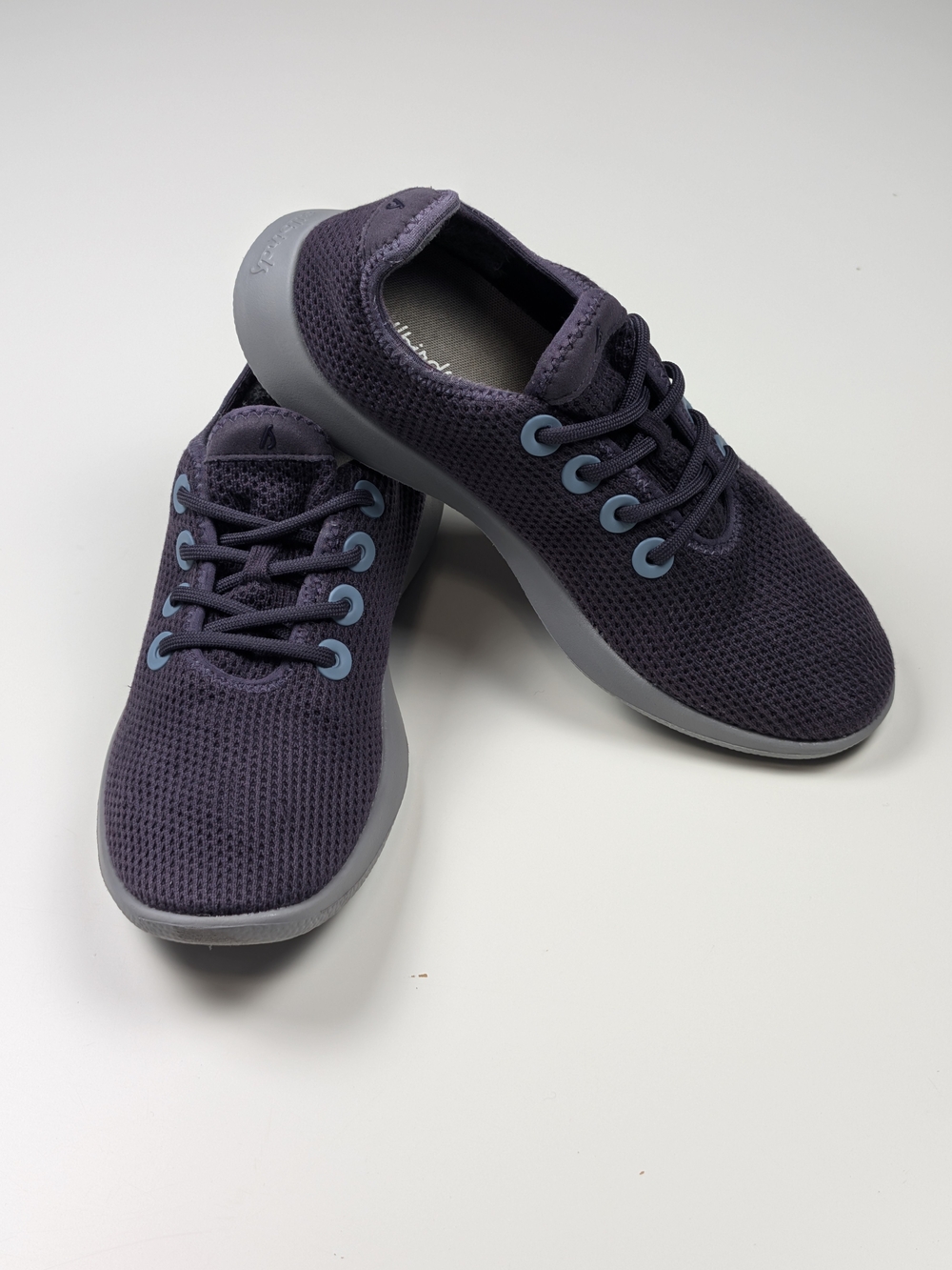 Allbirds Tree Runners Womens Size 8 Purple Eucalyptus Walking Shoes Sneakers